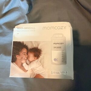 Momcozy Temp-Sensing Milk Storage Bags - White